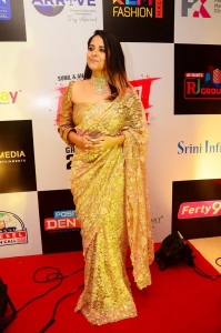 Actress Anasuya Floral Saree Pics @ Darja Pre-Release Event