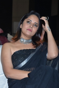 Khiladi Actress Anasuya Bharadwaj Black Saree Pics