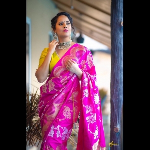 Anasuya New Saree Photoshoot Pics