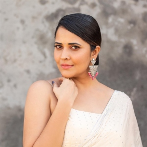 Actress Anasuya Bharadwaj Photoshoot Pictures