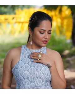 Actress Anasuya Latest Photoshoot Pictures