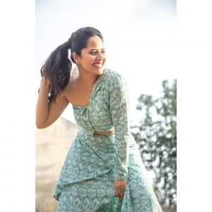 Actress Anasuya Bharadwaj Latest Photoshoot Pictures