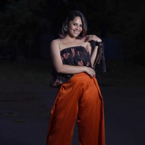 Actress Anasuya Bharadwaj Photoshoot Pictures