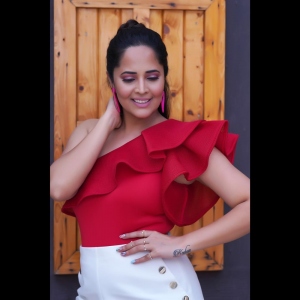 Actress Anasuya Bharadwaj Photoshoot Pictures