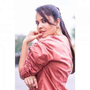 Actress Anasuya Bharadwaj Photoshoot Pictures