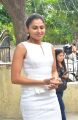 Taramani Actress Andrea Jeremiah Hot White Skirt Pics