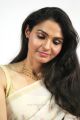 Actress Andrea Jeremiah White Saree Photos HD @ Vada Chennai Press Meet