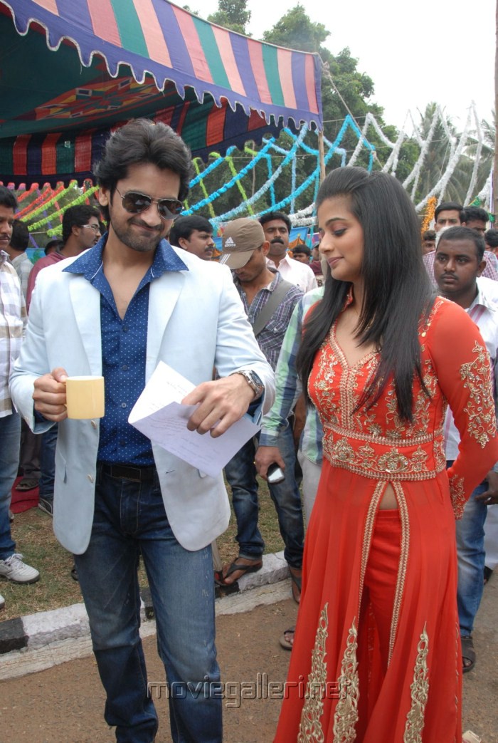 Angulika Movie Opening Photos Stills | Priyamani | Deepak | New Movie