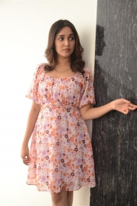 Butta Bomma Movie Heroine Anikha Surendran Pictures