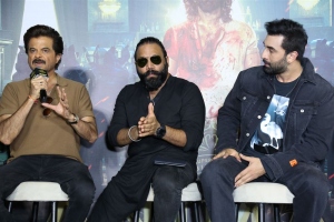 Anil Kapoor, Sandeep Reddy Vanga, Ranbir Kapoor @ Animal Movie Press Meet Hyderabad Photos