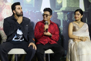 Ranbir Kapoor, Bhushan Kumar, Rashmika Mandanna @ Animal Movie Press Meet Hyderabad Photos