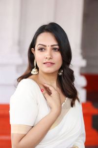 Oh Bhama Ayyo Rama Actress Anita Hassanandani Reddy Saree Photos