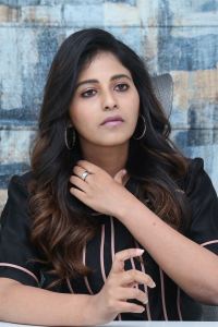 Actress Anjali Cute Photos @ Geethanjali Malli Vachindi Interview