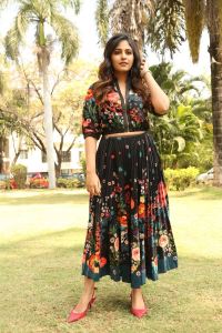 Actress Anjali New Pics @ Geethanjali Malli Vachindhi First Look Launch