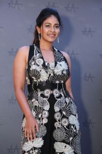 Actress Anjali Pics @ Geethanjali Malli Vachindi Trailer Launch