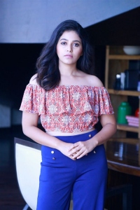Actress Anjali @ Vakeel Saab Movie Interview Photos