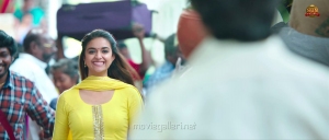 Actress Keerthy Suresh in Annaatthe Movie HD Images