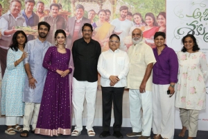 Anni Manchi Sakunamule Movie Press Meet Stills