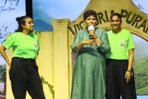 Priyanka Dutt, Swapna Dutt, Nandini Reddy @ Anni Manchi Sakunamule Pre Release Event Stills