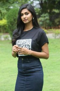 Pekamedalu Movie Actress Anoosha Krishna Photos