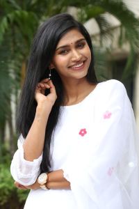 Pekamedalu Movie Actress Anoosha Krishna Cute Stills