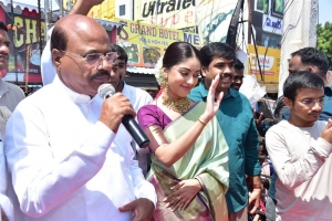 Anu Emmanuel Inaugurated Chandana Brothers Shopping Mall at Turkayamjal