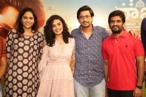 Supriya Yarlagadda, Kashish Khan, Raj Tarun, Sreenu Gavireddy @ Anubhavinchu Raja Press Meet Stills