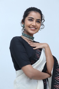 18 Pages Movie Actress Anupama Parameswaran Stills