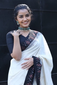 18 Pages Movie Actress Anupama Parameswaran Stills