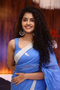 Actress Anupama Parameswaran Pics @ 18 Pages Movie Press Meet