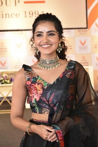 Actress Anupama Parameswaran Images