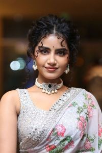 Eagle Movie Heroine Anupama Parameswaran Saree Photos