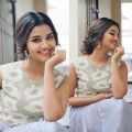 Actress Anupama Parameswaran New Photos