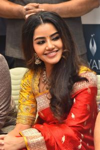 Anupama Parameswaran Saree Stills @ Viyara Fine Silver Jewellery Launch