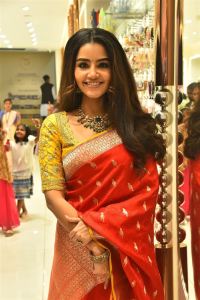 Anupama Parameswaran Saree Stills @ Viyara Fine Silver Jewellery Launch