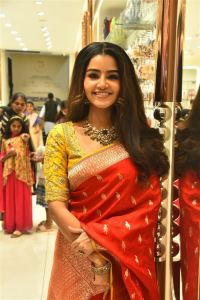 Anupama Parameswaran Saree Stills @ Viyara Fine Silver Jewellery Launch