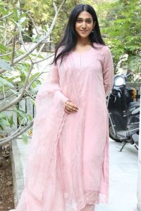 Heroine Apoorva Rao Images @ Happy Ending Movie Interview