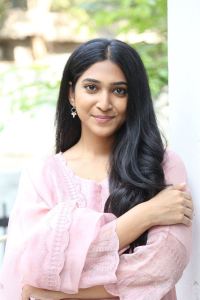 Heroine Apoorva Rao Images @ Happy Ending Movie Interview