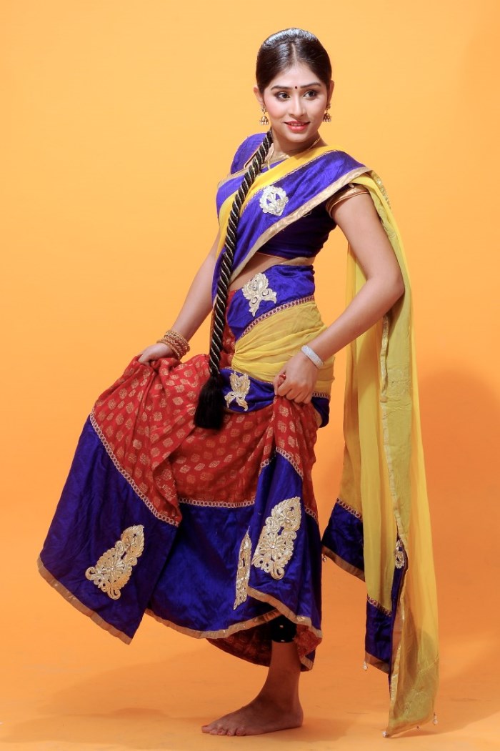Tamil Heroine Archana Hot Photo Shoot Pics | Moviegalleri.net
