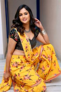 Telugu Actress Ariyana Glory Stills