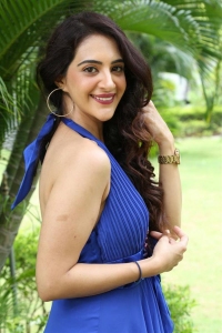 Actress Arshin Mehta Pictures @ Circle Trailer Launch