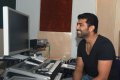 Arun Vijay sings for Thadaiyara Thaakka