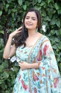 Amigos Movie Actress Ashika Ranganath Images