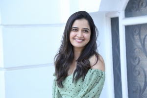 Actress Ashika Ranganath Pictures @ Amigos Movie Success Celebrations