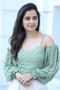 Amigos Movie Heroine Ashika Ranganath Pictures