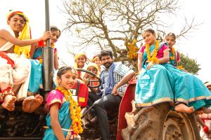 Sivakarthikeyan Ayalaan Movie HD Images