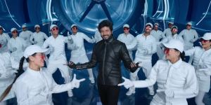 Sivakarthikeyan Ayalaan Movie HD Images