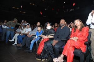 Latha, Raghava Lawrence, Aishwarya Rajinikanth @ Baba Celebrity Premiere Show Photos