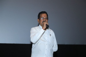 Kalaipuli S. Thanu @ Baba Celebrity Premiere Show Photos