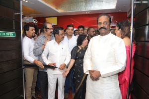 Vairamuthu @ Baba Celebrity Premiere Show Photos